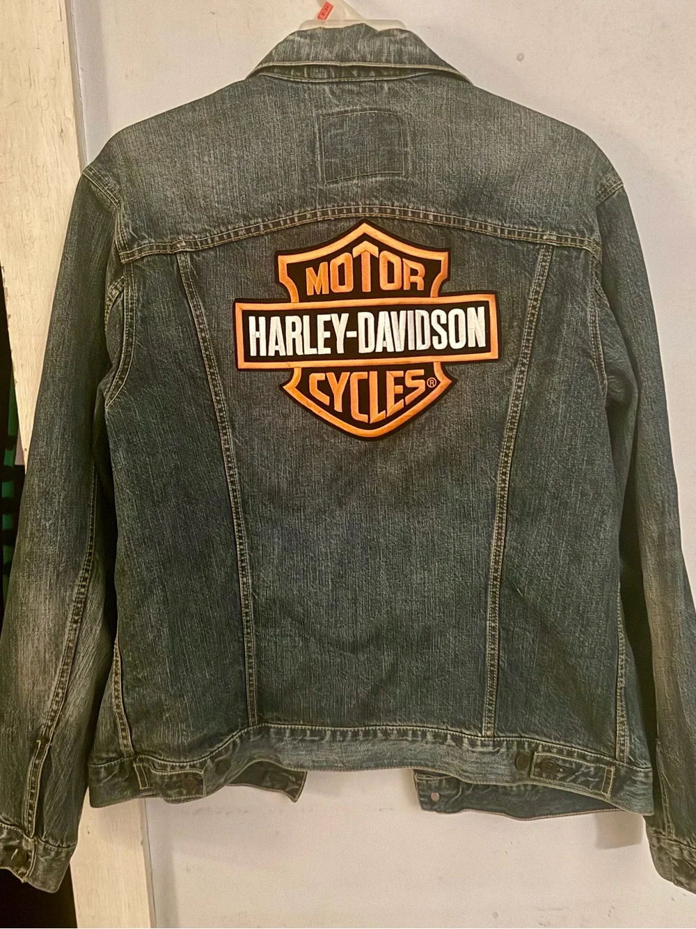 Levi's Men's Faded Blue Denim Jacket